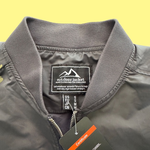 Men's Bomber Jacket New - Picture 2 of 4